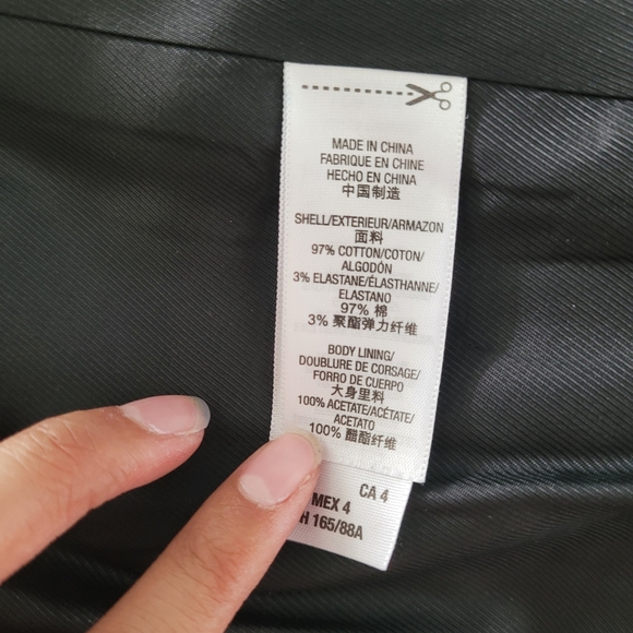 Juicy Couture Tuxedo Style Women's Blazer in Size 4 - Picture 7 of 9